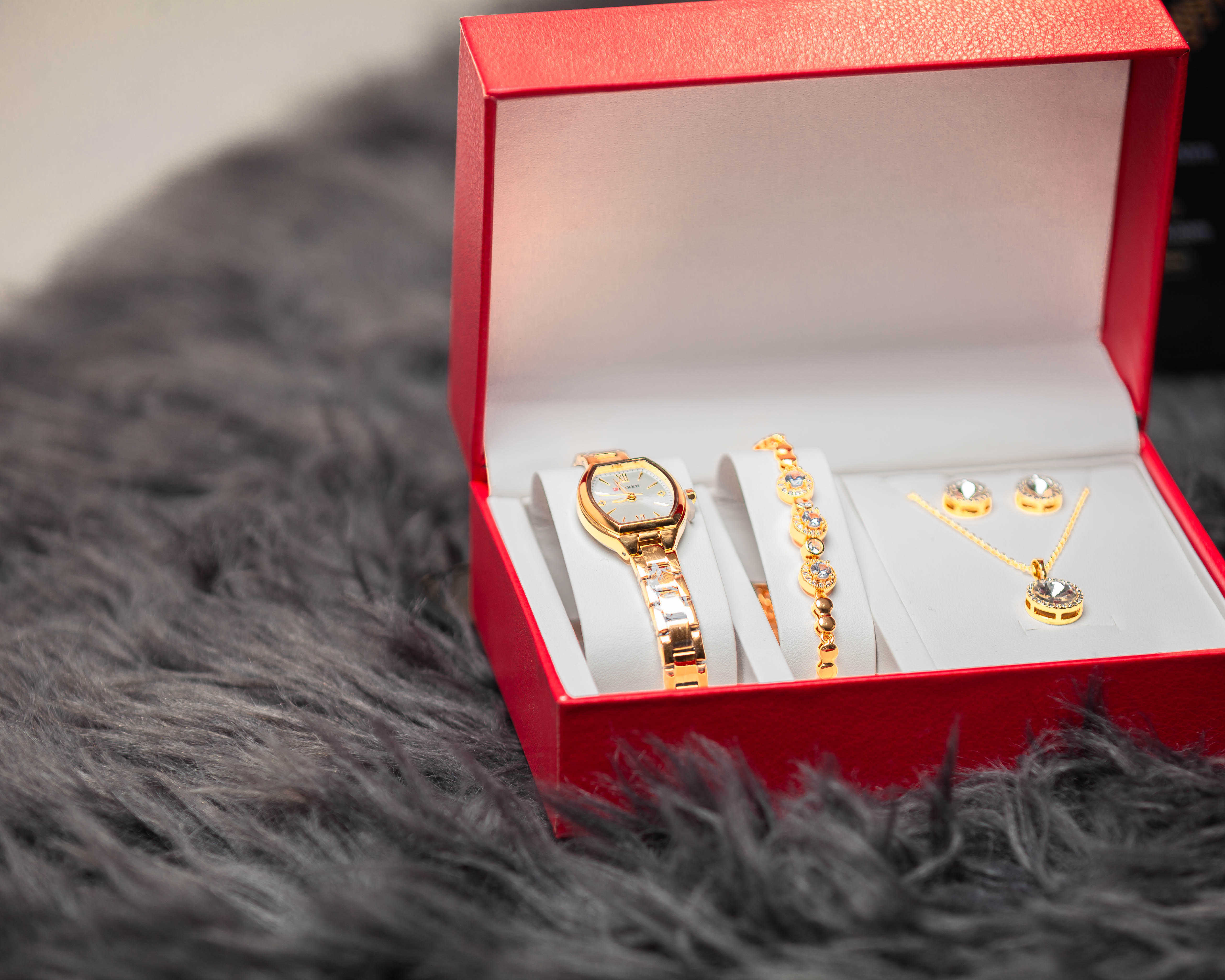 CURREN 9112 Women’s Gold Watch Set view 2