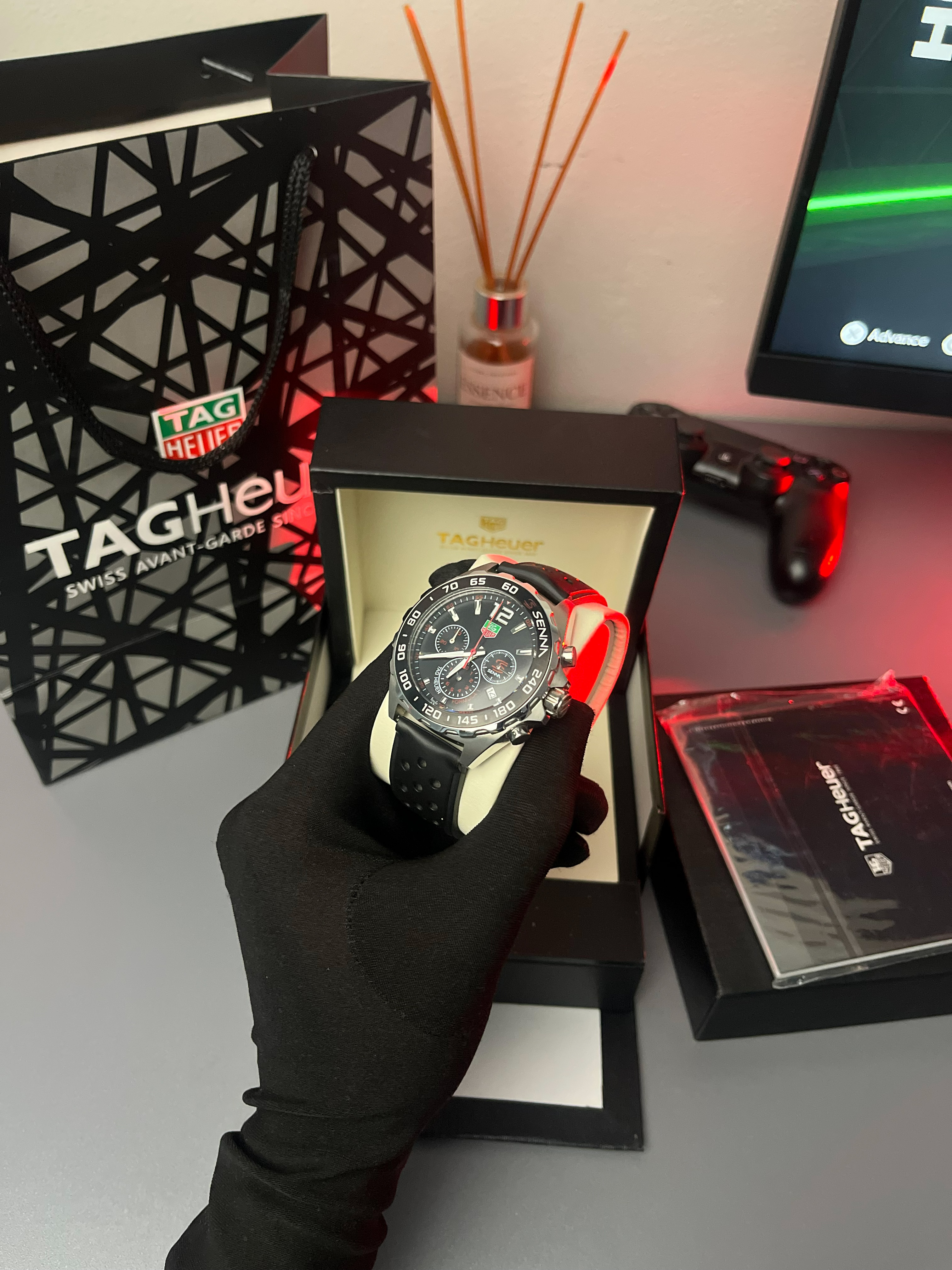 TAG Heuer Formula 1 Chronograph view 5